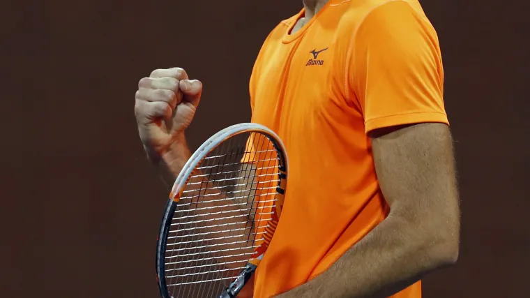 Ivo Karlović preokretom nad &Scaron;veđaninom Ymerom osigurao četvrtfinale ATP-a u St&ouml;ckholmu