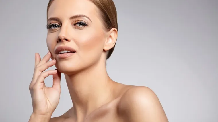 Lux-Factor Professional: 4D Hyaluron krema protiv bora, Eyelash serum za rast trepavica, Hair terapija koja sprječava prekomjerno ispadanje kose