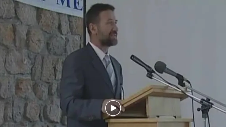 Procurila snimka novog ministra obrazovanja - morate čuti kako govori engleski!