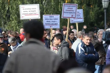 Prosvjed za raskid Vatikanskih ugovora: 'Zbog Crkve je danas vjernike sram priznati da su vjernici'