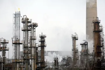 Most i HDZ bez zajedničkog stava oko Ine: Rafinerija Sisak i 650 radnika bez budućnosti?