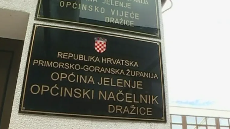 Rodna općina predsjednice Grabar-Kitarović bez vodstva: načelnik pobjegao na kruzer, zamjenica dala otkaz
