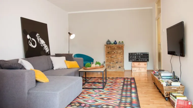 Mladenački dnevni boravak u industrijskom stilu