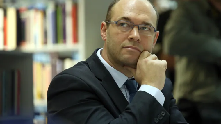 Stier: 'Bitno je da Hrvatska gradi pluralno dru&scaron;tvo, a u fokusu Vlade nije rasprava o promjeni zakona u vezi prava na pobačaj'