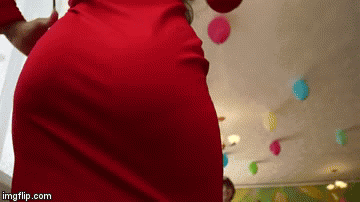 Tata umjesto nastupa kćeri snimao guzu učiteljice