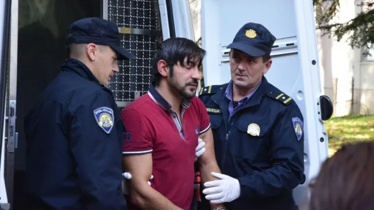 Ovo je osumnjičeni za dva ubojstva u Slavonskom Brodu