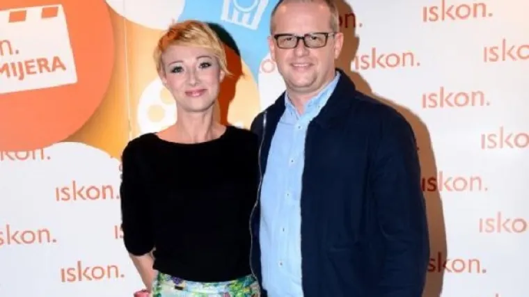 HRT-ov urednik zaveo zgodnu kolegicu novinarku