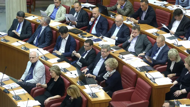 SDP-u ne može pomoći (samo) promjena imena, nego promjena politike