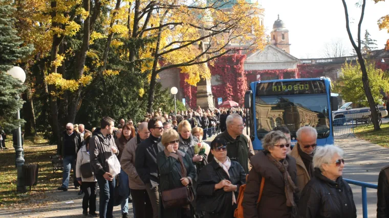 Posebna regulacija prometa: evo kako gradskim prijevozom doći do zagrebačkih groblja