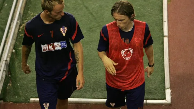 Koga biste imali radije u momčadi, Modrića ili Rakitića?