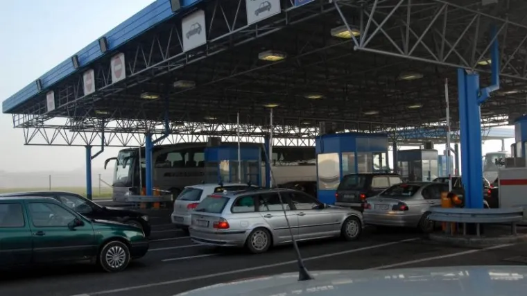 Sa sobom nosio ogromne količine eura i rubalja