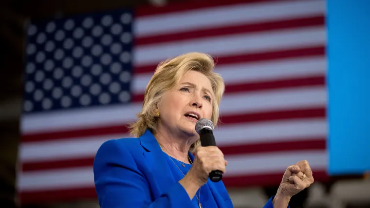 Hillary Clinton tvrdi da otvaranje istrage protiv nje nije fer: 'Tražim od FBI-ja da objavi sve informacije koje posjeduje'