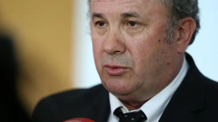 'Dok si bitan i moćan, svi su oko tebe, bagra se lijepila za mene, danas se sve svelo na nekoliko ljudi'