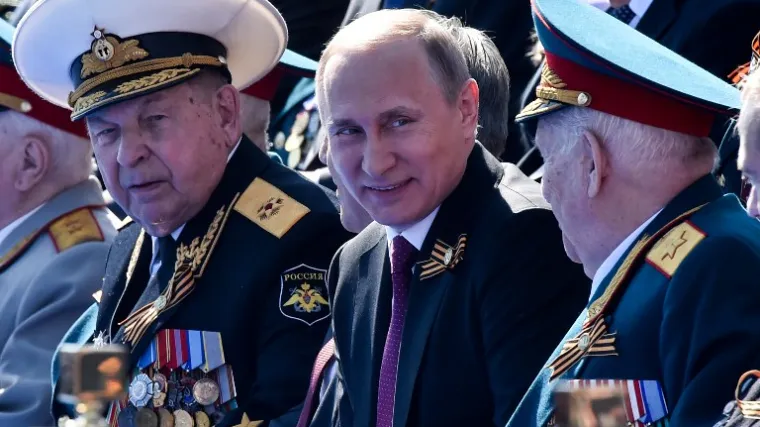 IN JE U PANICI, PA JE RAZRADIO PLAN UNI&Scaron;TAVANJA ZAPADNIH DEMOKRACIJA... I ide mu vi&scaron;e nego dobro