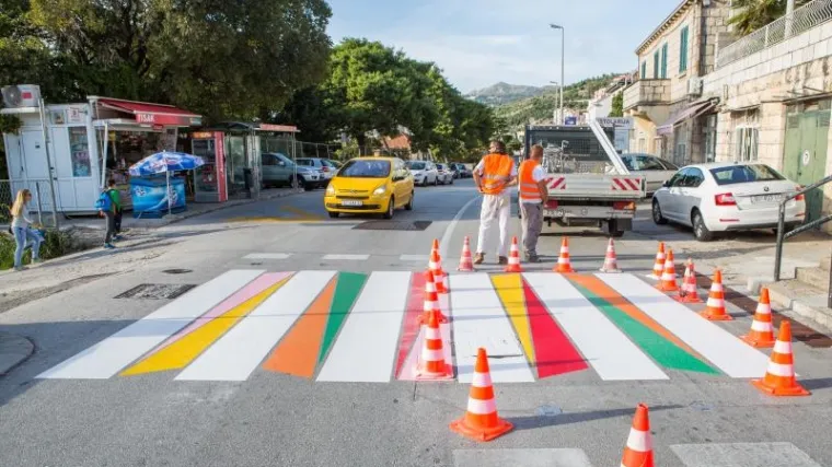Šarena zebra u Dubrovniku zbog zakona mora nestati