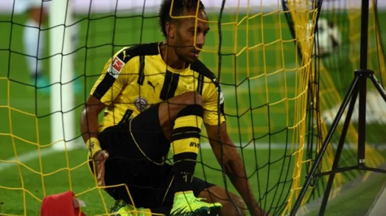 Brzonogi napadač pobjegao iz Dortmunda i izazvao dramu u klubu