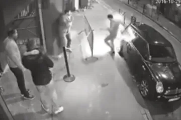 'Cigareta je eksplodirala u mom džepu, shvatio sam da gorim!'