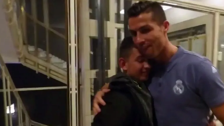 Dječak koji se zbog Ronalda probudio iz kome putovao 600 km kako bi ga vidio