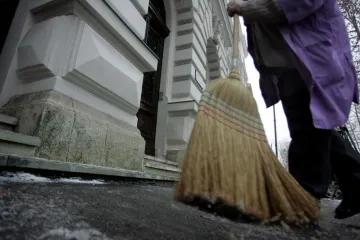 Vlada jagma za bilo kojim radnim mjestom koje se pojavi