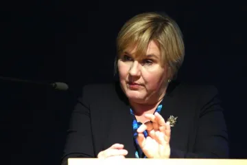 Država stručno usavršava učitelje na ultrakonzervativnoj konferenciji Željke Markić