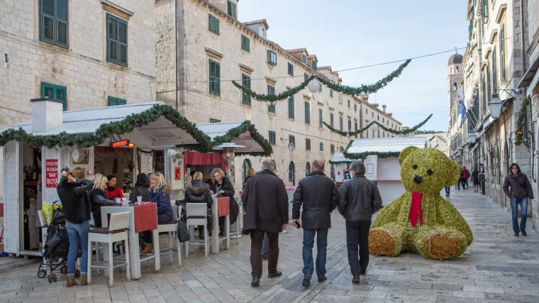 Nakon zabrane postavljanja ugostiteljskih kućica na Stradunu, Vlahu&scaron;ić otkazao Zimski festival