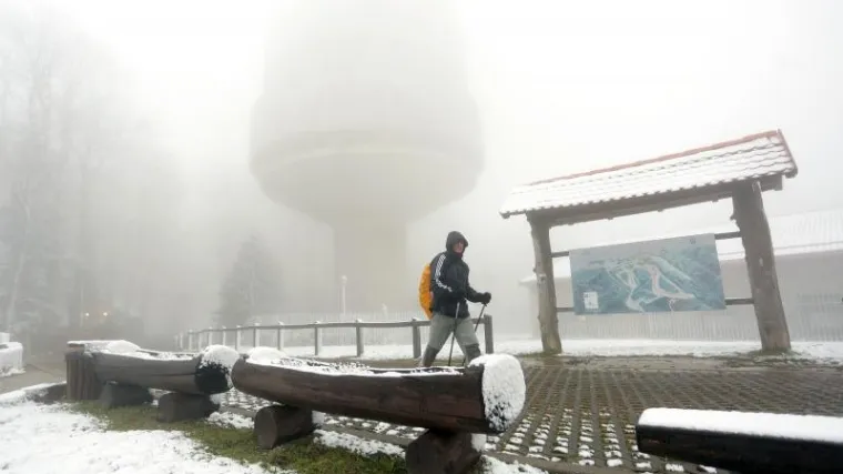 Danas ki&scaron;a i grmljavina, a sutra će biti snijega. Evo gdje