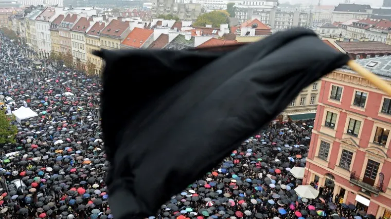 Pravnica o crnilu koje je zadesilo Poljakinje