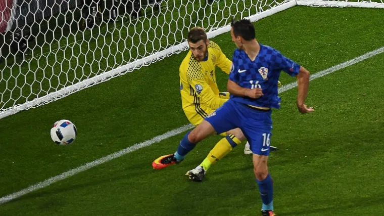 Na dan okupljanja saznao da je ostao bez čovjeka koji igra u životnoj formi!