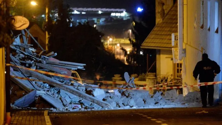 'Sve se treslo, čula sam da je pustio plin i digao kuću u zrak'
