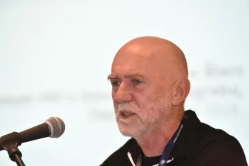 'Naši političari ništa ne razumiju, bez iseljeništva nema demografske obnove'