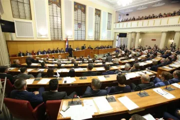 60 naknada za odvojeni život, 68 za stanove, a za svaki kilometar dvije kune naknade