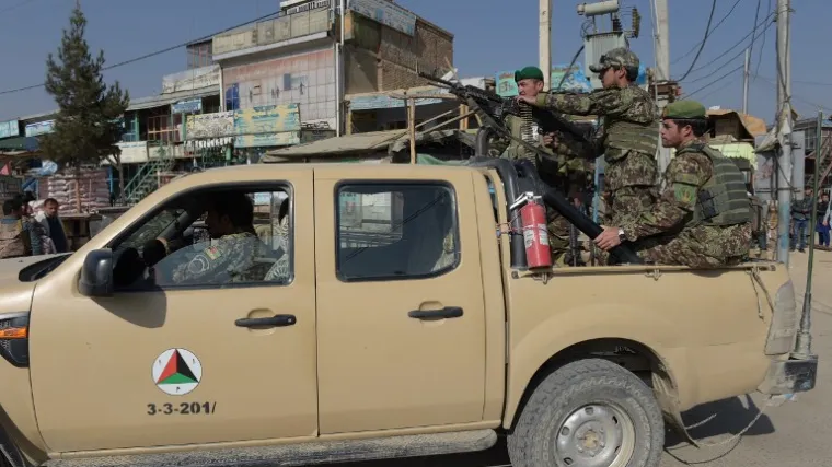 Bomba&scaron; samoubojica u&scaron;etao s radnicima pa se raznio!