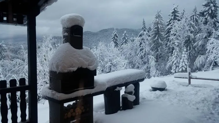 Snijeg zatrpao Sljeme i Gorski kotar. Pogledajte pravu bajku