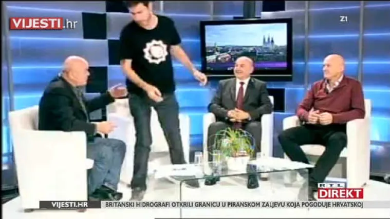 S obzirom da vi&scaron;e nije vijest kad Pernar napusti studio, onda je vijest da je RTL Direkt jedini studio koji Pernar nije napustio