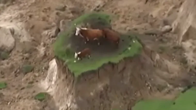 Potres pokrenuo klizi&scaron;ta i uru&scaron;io sve, ali oni su samo čudom uspjeli preživjeti