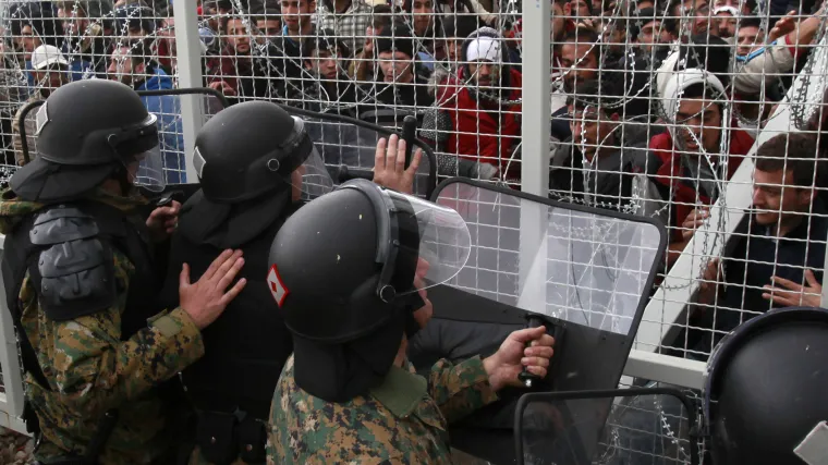 Zabrinutost i tjeskoba u Njemačkoj: samo ove godine zabilježeno 850 napada na izbjegličke smještaje