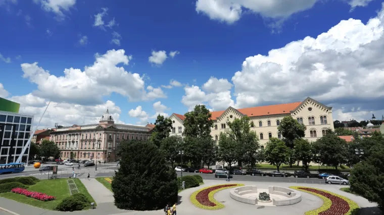 Odbor za imenovanja ulica i trgova: ni&scaron;ta od Kazali&scaron;nog trga - Tito će ipak ostati u centru Zagreba