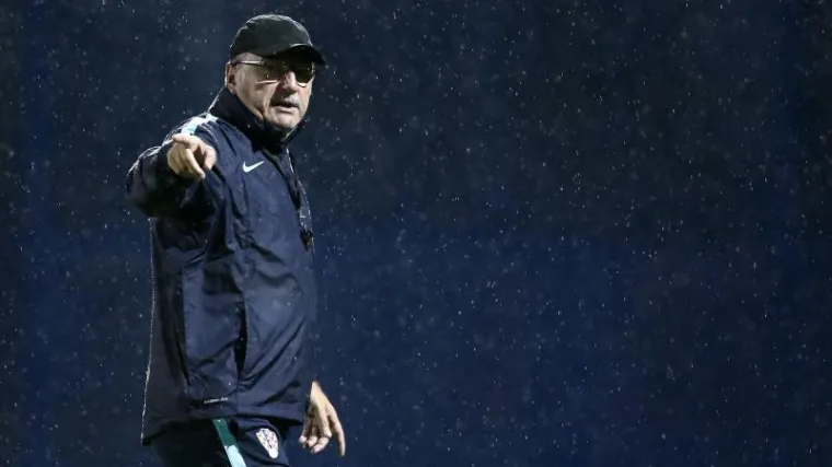 'Reprezentaciji trebaju puni stadioni'