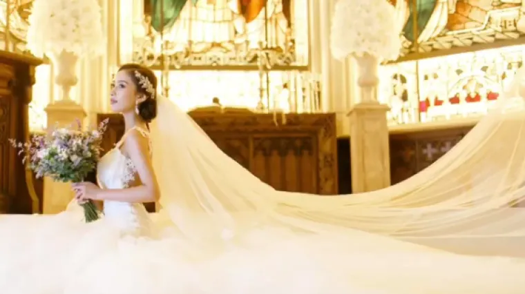 Htjela je 'wow' efekt, a dobila je vjenčanicu koja je zaludjela svijet