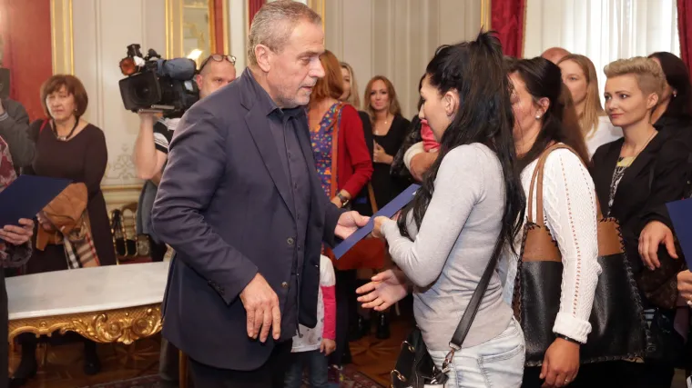 Nakon na&scaron;e jučera&scaron;nje priče o majkama odgajateljicama - FINA se predomislila!