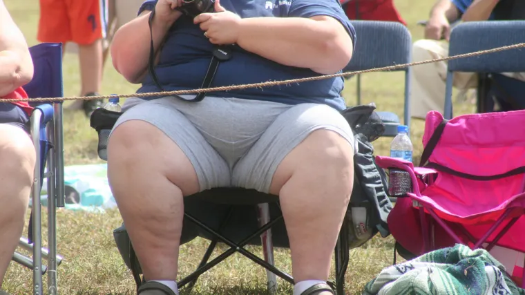 Navike koje vam mogu pomoći da smr&scaron;avite dok spavate