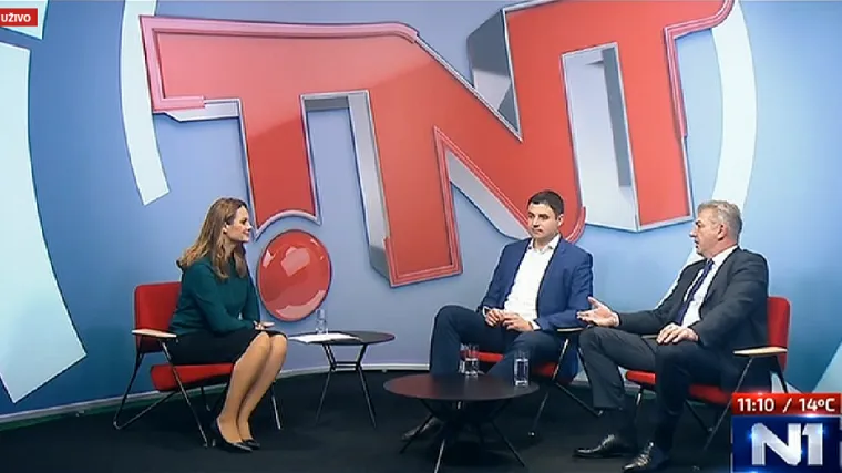 Ostojić i Bernardić si čestitali, ali i bocnuli HDZ