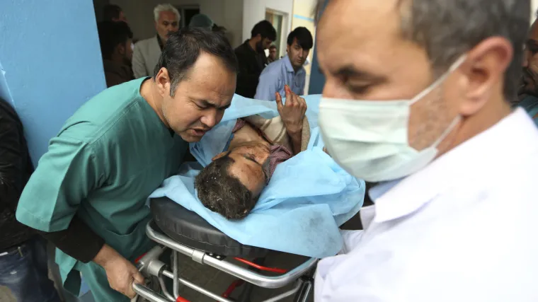 Bomba&scaron; samoubojica ubio 27 ljudi u &scaron;ijitskoj džamiji u Kabulu, minimalno 35 ozlijeđeno