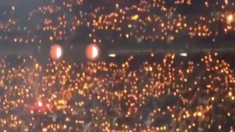 Navijači na fascinantan način pružili podr&scaron;ku mladom nogometa&scaron;u