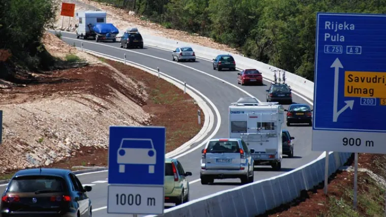 Vlada ipak neće uvesti vinjete, prometni stručnjaci poručuju kako bi upravo one donijele jeftiniju vožnju i manje gužve