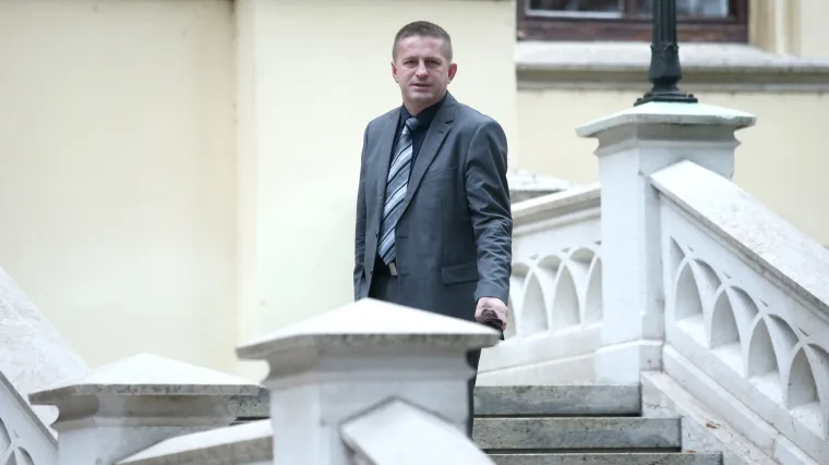 Holjevac: 'Vijeće Filozofskoga fakulteta sazvano i održano protivno odredbi Statuta fakulteta'