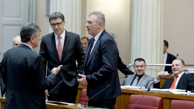 Plenković kritiziran zbog Kalmete, odbrusio Jovanoviću: 'Neka SDP pogleda u svoje dvori&scaron;te'