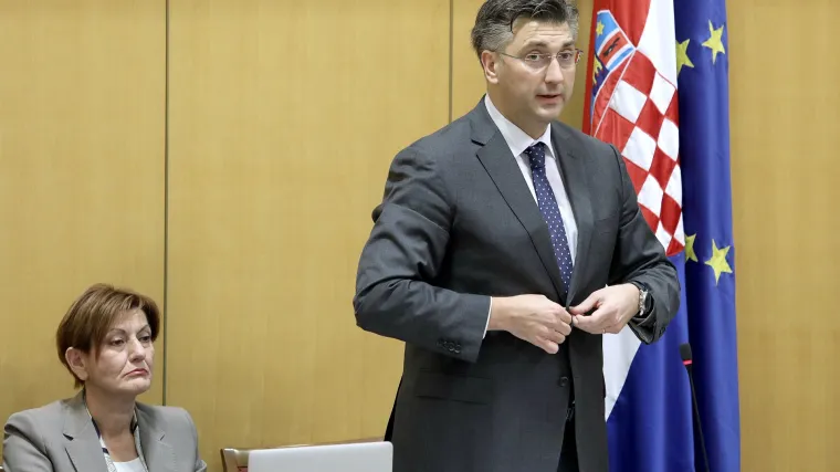 &Scaron;to će vlada učiniti da je ne iznenade nove optužnice? Plenković: 'Hrvatska je protiv orkestriranih tajminga i selektivnog pristupa'