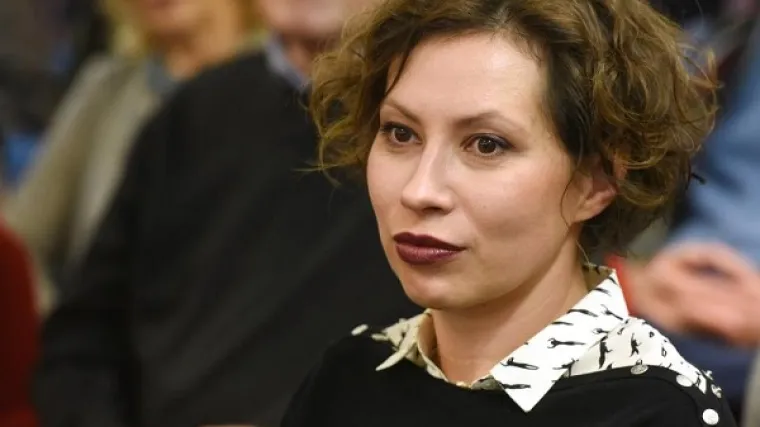 Tena Štivičić rodila kćerkicu Anyju