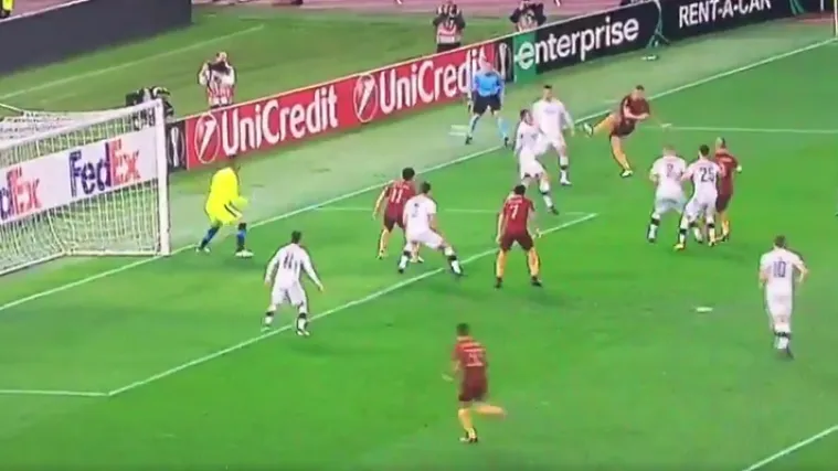 Bosanski dijamant 'počastio ćevapima', pa zabio nemoguće